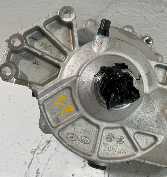 2019-2023 GENESIS G70 RWD FRONT AXLE DIFFERENTIAL CARRIER 3K MILES 2.0L
