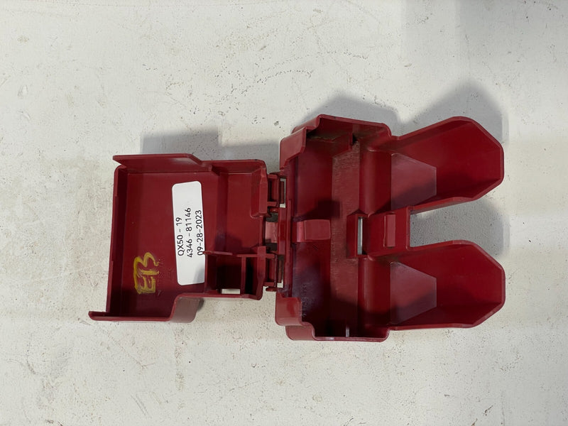 Load image into Gallery viewer, 2019-2020 INFINITI QX50 POSITIVE BATTERY TERMINAL COVER 2.0L 24345-5NA0A # 81146
