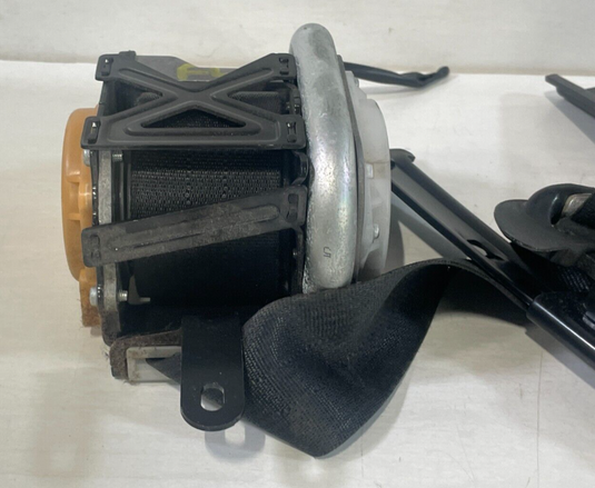 15-19 INFINITI Q70 Q70L FRONT LEFT SEAT BELT RETRACTOR W/ PRE CRASH BLACK