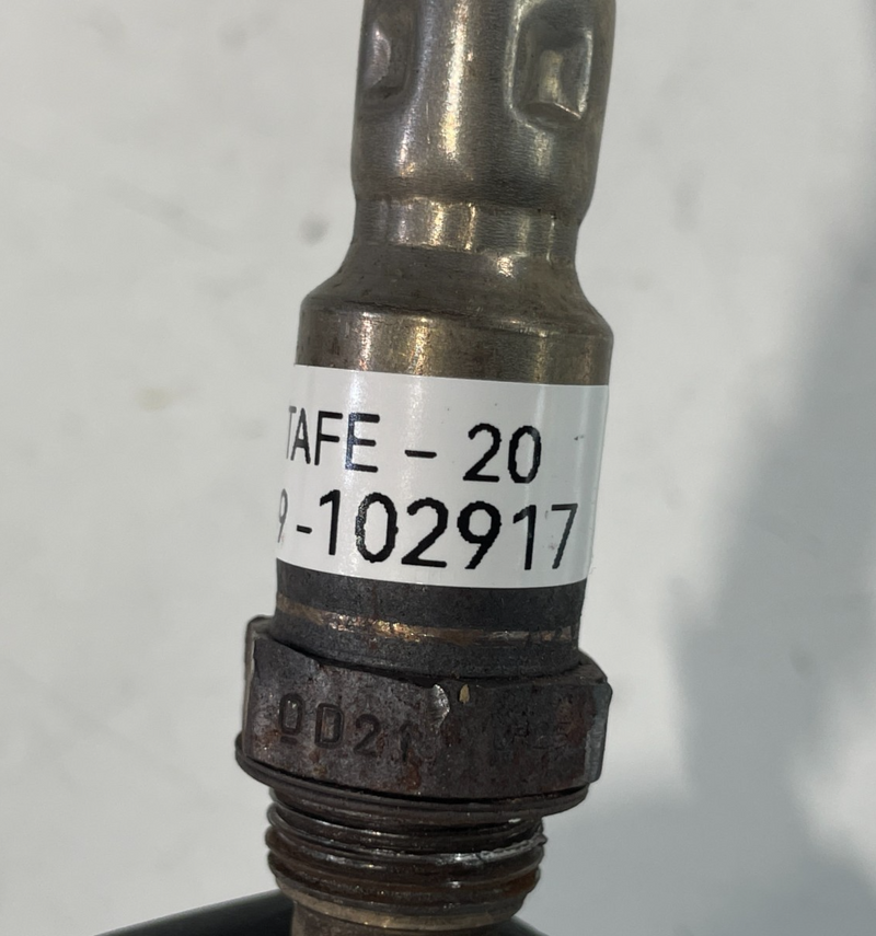 Load image into Gallery viewer, 2018-2020 HYUNDAI SANTA FE SONATA ENGINE OXYGEN O2 LAMBDA SENSOR 2.0L # 102917
