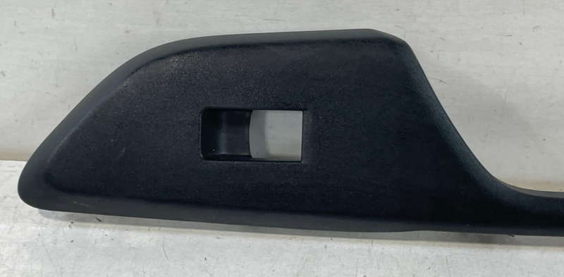 Load image into Gallery viewer, 16-22 HONDA CIVIC 19-21 INSIGHT REAR LEFT SIDE DOOR WINDOW SWITCH BEZEL # 99519
