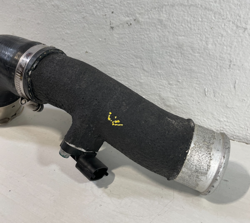 Load image into Gallery viewer, 2019 - 2023 GENESIS G70 INTERCOOLER OUTLET THROTTLE VALVE HOSE TUBE PIPE #104306
