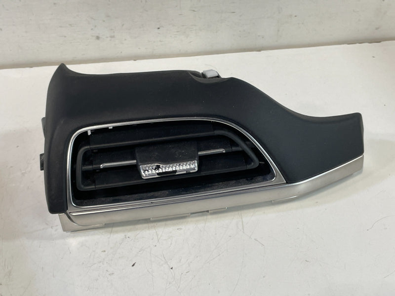 Load image into Gallery viewer, 20-22 PALISADE FRONT LEFT DASH AC AIR VENT GRILLE MOLDING W/ TRIM COVER # 102121
