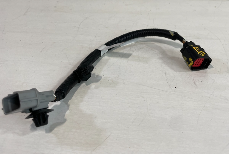 Load image into Gallery viewer, 21-23 GENESIS G70 REAR LEFT BUMPER WIRE WIRING HARNESS CABLE G9991-47000 #104268
