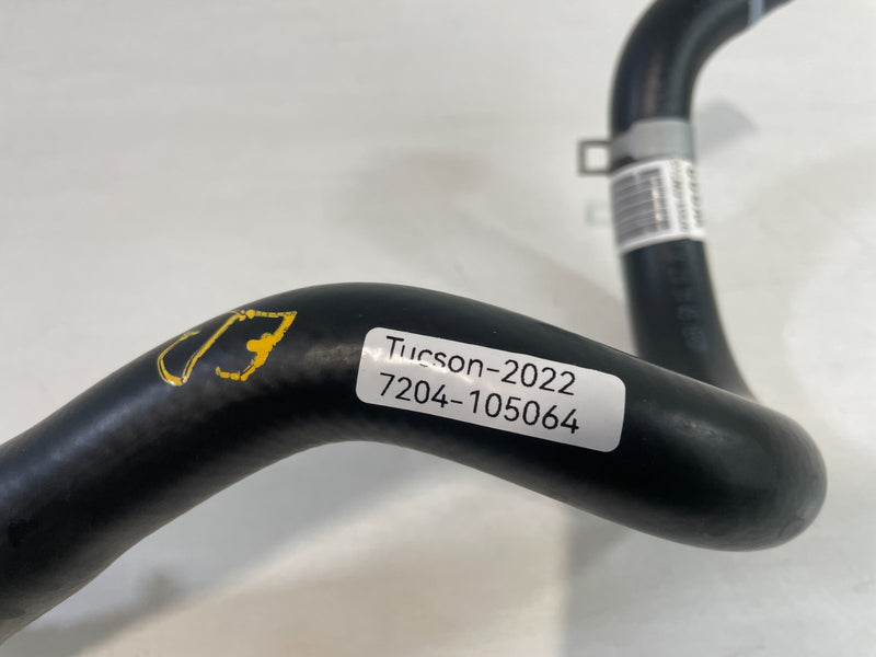 Load image into Gallery viewer, 22 - 24 HYUNDAI TUCSON SANTA CRUZ HVAC A/C HEATER INLET WATER HOSE 2.5L # 105064
