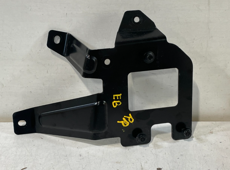 Load image into Gallery viewer, 20-22 HYUNDAI PALISADE REAR RIGHT SIDE BLIND SPOT RADAR SENSOR BRACKET # 99173
