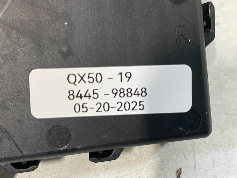 Load image into Gallery viewer, 2019 INFINITI QX50 TORQUE SPLIT TRANSFER CASE COMPUTER CONTROL MODULE # 98848
