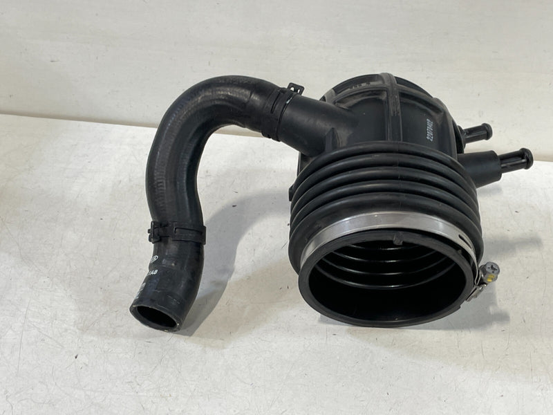 Load image into Gallery viewer, 2019-23 GENESIS G70 ENGINE AIR CLEANER INTAKE HOSE TUBE 2.0L 28130-J5100 # 96756
