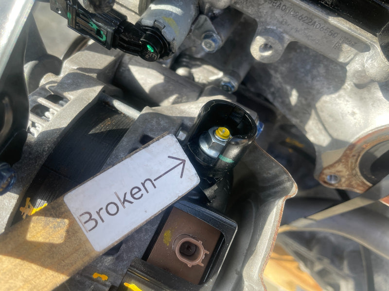 Load image into Gallery viewer, HONDA HRV HR-V 2.0L FWD ENGINE MOTOR ASSEMBLY AUTO 37K MILES 2023-2025 # 106438
