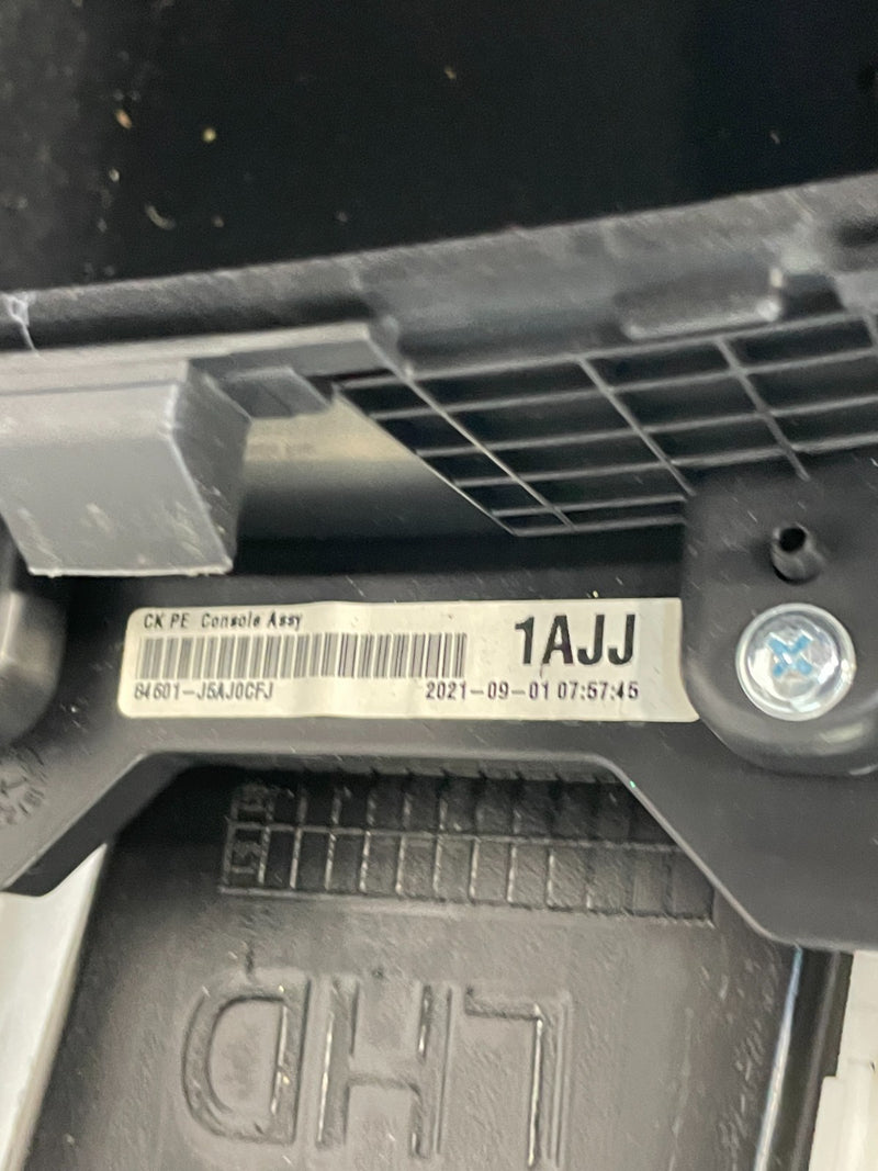 Load image into Gallery viewer, 2018 - 2023 KIA STINGER CENTER CONSOLE CUP HOLDER ARMREST FLOOR ASSEMBLY # 99703
