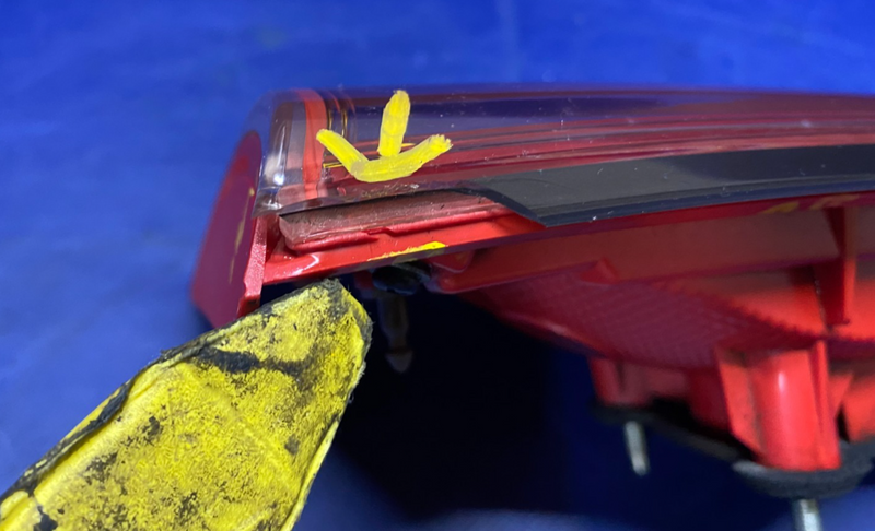 Load image into Gallery viewer, 2011-2014 INFINITI QX56 QX80 RIGHT SIDE LED INNER TRUNK TAIL LIGHT LAMP # 77962

