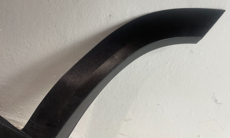 Load image into Gallery viewer, 22-24 HYUNDAI TUCSON REAR LEFT DOOR LOWER WHEEL ARCH FLARE MOLDING # 104865
