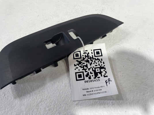 2023-2025 HONDA HR-V FRONT RIGHT DOOR WINDOW SWITCH COVER BEZEL 2.0L