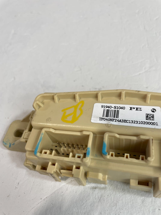 2021-2023 HYUNDAI SANTA FE CANBIN FUSE RELAY JUNCTION BOX BLOCK MODULE