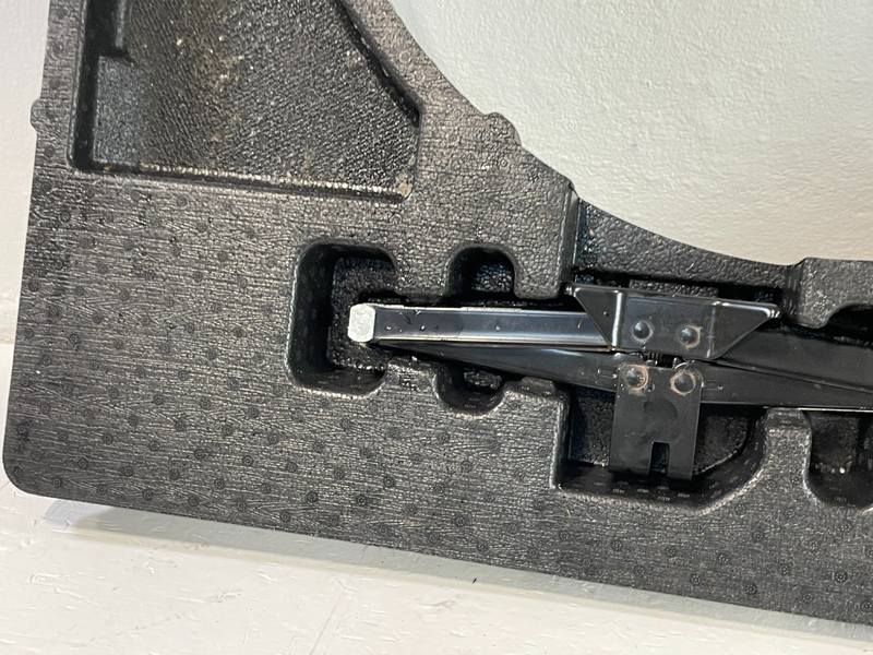 Load image into Gallery viewer, 22-24 HYUNDAI TUCSON TRUNK CARGO STORAGE COMPARTMENT BOX W/ JACK 2.5L # 103846
