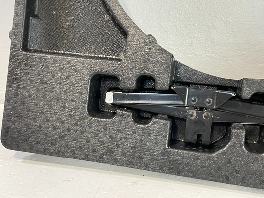22-24 HYUNDAI TUCSON TRUNK CARGO STORAGE COMPARTMENT BOX W/ JACK 2.5L