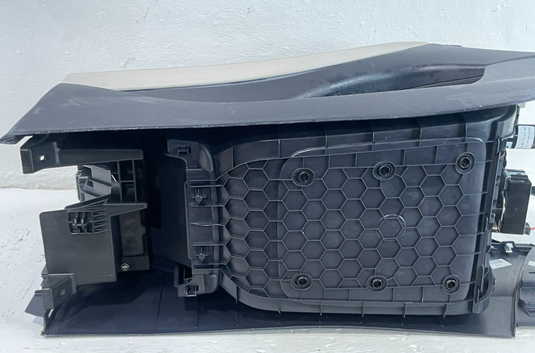 2020-2022 HYUNDAI PALISADE CENTER CONSOLE STORAGE COMPARTMENT ASSEMBLY