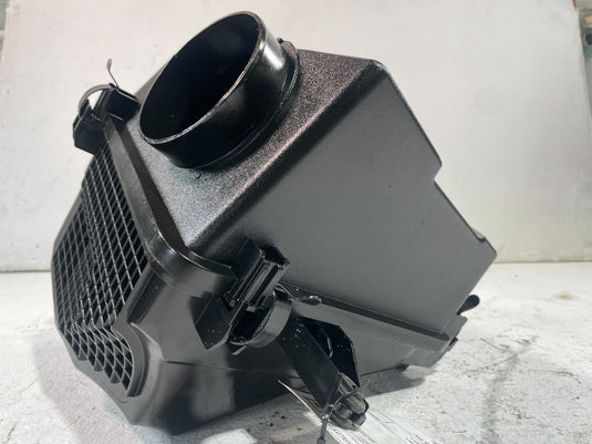 2019-2021 GENESIS G70 ENGINE AIR INTAKE CLEANER FILTER HOUSING BOX 2.0L