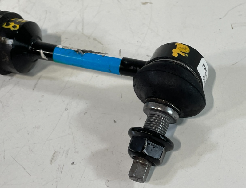 Load image into Gallery viewer, 2020-25 HYUNDAI PALISADE REAR LH OR RH SIDE STABILIZER SWAY BAR END LINK #102328
