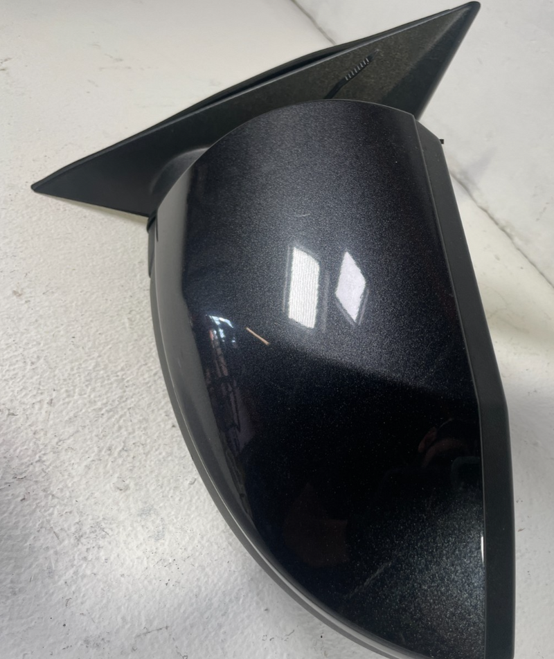 Load image into Gallery viewer, 21-23 HYUNDAI ELANTRA FRONT LEFT VIEW DOOR MIRROR W/HEATED GRAY (T2G) #105397
