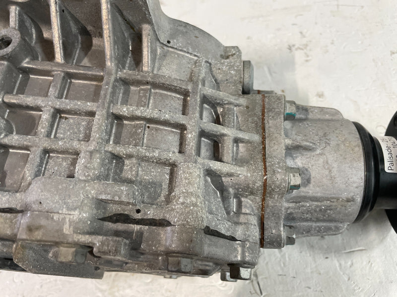 Load image into Gallery viewer, 20-23 HYUNDAI PALISADE AWD AUTOMATIC TRANSMISSION TRANSFER CASE ASSEMBLY #104798
