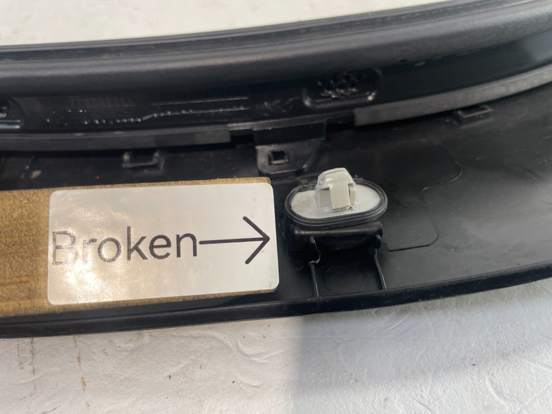 Load image into Gallery viewer, 22-24 HYUNDAI TUCSON REAR LEFT DOOR LOWER WHEEL ARCH FLARE MOLDING # 104865
