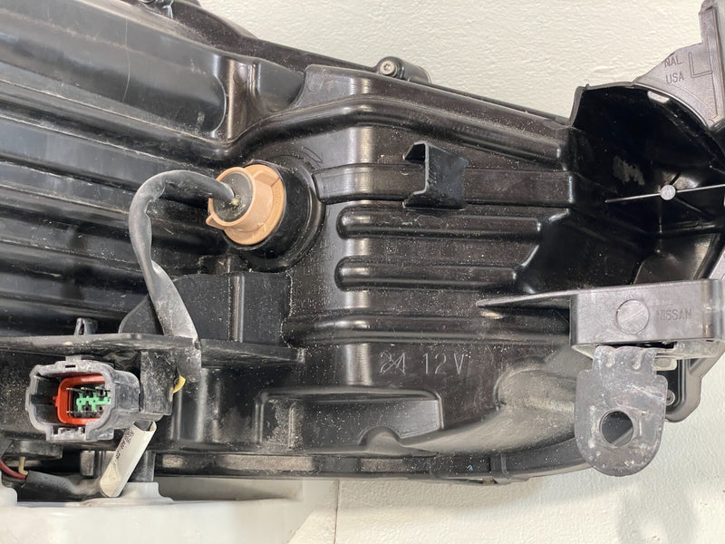 Load image into Gallery viewer, 2019 - 2020 INFINITI QX60 LEFT DRIVER SIDE LED HEADLIGHT HEADLAMP # IG18-HDU904
