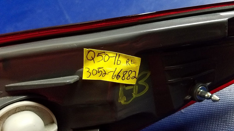 Load image into Gallery viewer, 2016 - 2017 INFINITI Q50 LEFT SIDE TAIL LIGHT LAMP QUARTER PANEL MOUNTED # 66882
