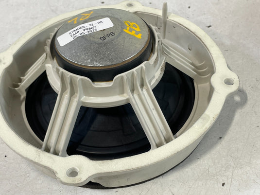 2018-2023 KIA STINGER REAR LEFT OR RIGHT SIDE DOOR AUDIO SOUND SPEAKER