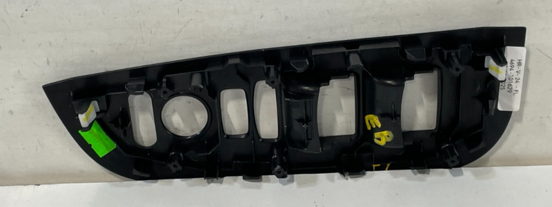 Load image into Gallery viewer, 23-25 HONDA HR-V FRONT LEFT DOOR WINDOW CONTROL SWITCH BEZEL TRIM COVER # 101629
