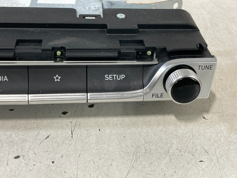 Load image into Gallery viewer, 2021-2023 GENESIS G70 DASHBOARD AUDIO RADIO RECEIVER MODULE HEAD UNIT #101014
