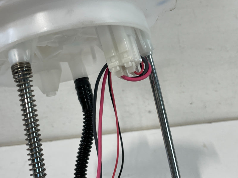 Load image into Gallery viewer, 17-25 HONDA HR-V CR-V FUEL GAS TANK PUMP SENDING UNIT MODULE 17045TLAA02 #10 (2)
