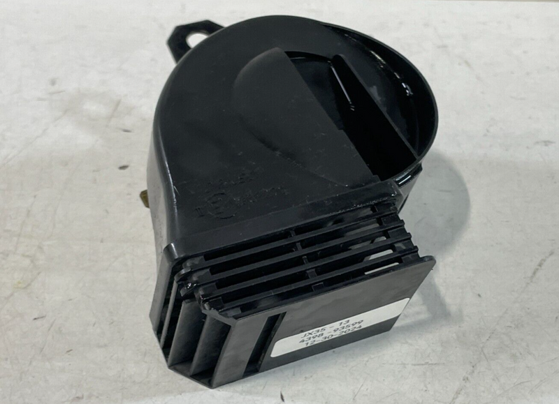 Load image into Gallery viewer, 2013 - 2020 INFINITI JX35 QX60 HIGH PITCH HORN SIGNAL ALARM 25610-3JA0A # 93599
