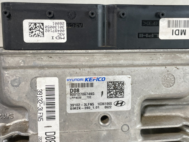 Load image into Gallery viewer, 23-24 HYUNDAI PALISADE ENGINE &amp; BODY CONTROL MODULE ECM BCM W/ KEY FOB # 104074
