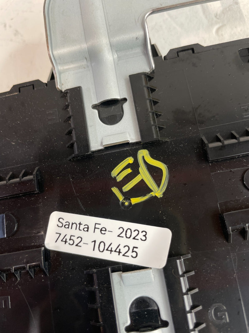 Load image into Gallery viewer, 2021 - 2023 HYUNDAI SANTA FE LDC POWER CONVERTER INVERTER MODULE UNIT # 104425
