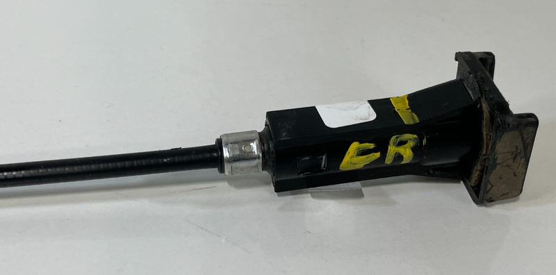 Load image into Gallery viewer, 2020 - 2022 HYUNDAI PALISADE FUEL FILLER DOOR LOCK LATCH ACTUATOR CABLE # 101332
