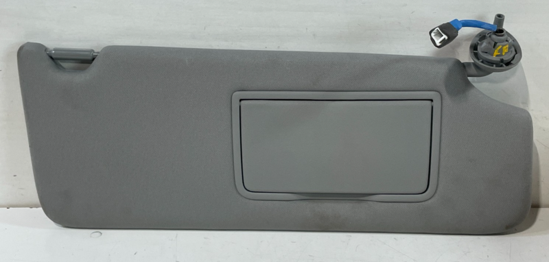 Load image into Gallery viewer, 17-20 ACURA MDX FRONT RIGHT PASSENGER SIDE INTERIOR SUNVISOR SUN VISOR # 103881
