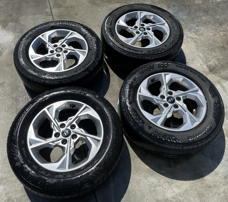 Load image into Gallery viewer, HYUNDAI TUCSON 17x7 5 SPOKE ALLOY WHEEL W/TIRE (SET#4) 2022-2024 # ML7-WH1329
