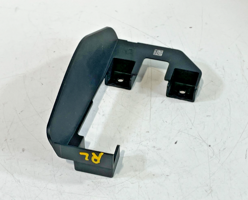 Load image into Gallery viewer, 20-22 HYUNDAI PALISADE REAR LEFT BLIND SPOT RADAR SENSOR MODULE BRACKET # 102209
