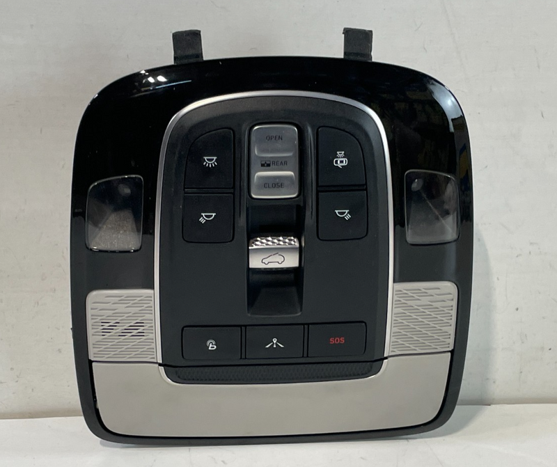 Load image into Gallery viewer, 2020 - 2022 HYUNDAI PALISADE FRONT OVERHEAD ROOF MAP DOME LIGHT LAMP # 102136
