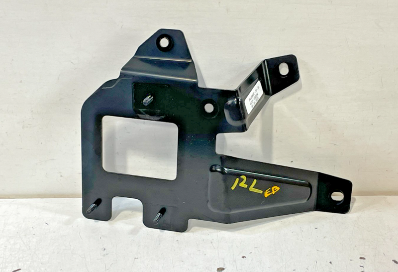 Load image into Gallery viewer, 20-22 HYUNDAI PALISADE REAR LEFT DRIVER BLIND SPOT RADAR SENSOR BRACKET # 100204
