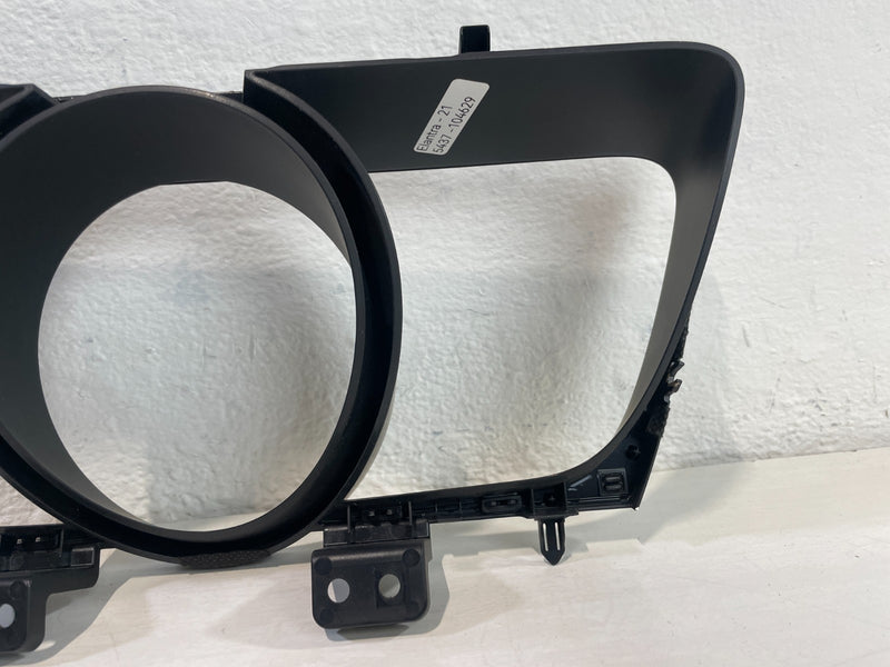 Load image into Gallery viewer, 21 - 25 HYUNDAI ELANTRA SPEEDOMETER INSTRUMENT CLUSTER TRIM BEZEL COVER # 104629
