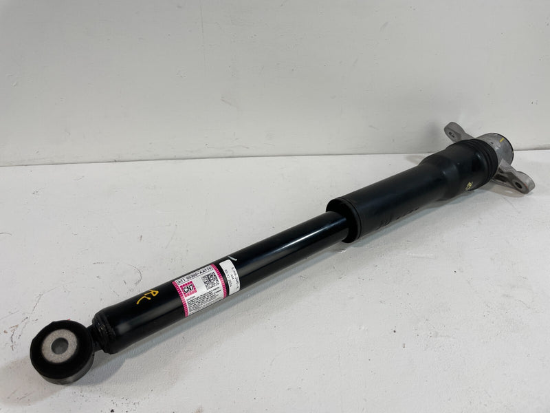 Load image into Gallery viewer, ⭐⭐ 2021-2023 HYUNDAI ELANTRA REAR LEFT OR RIGHT SIDE SHOCK STRUT ABSORBER 2.0L⭐⭐
