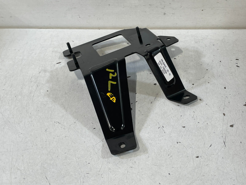 Load image into Gallery viewer, 20-22 HYUNDAI PALISADE REAR LEFT DRIVER BLIND SPOT RADAR SENSOR BRACKET # 100204
