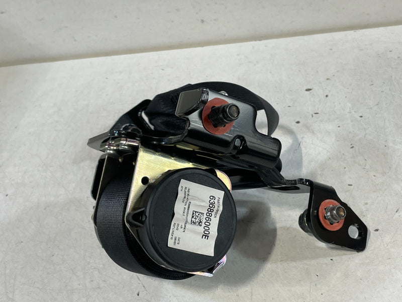 Load image into Gallery viewer, 18-23 KIA STINGER REAR RIGHT PASSENGER SIDE SEAT BELT SEATBELT RETRACTOR # 99609

