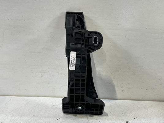 HYUNDAI PALISADE SANTA FE GAS PEDAL ACCELERATOR THROTTLE TRAVEL SENSOR