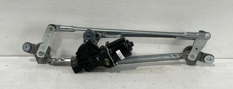 Load image into Gallery viewer, 19-24 GENESIS G70 FRONT WINDSHIELD WIPER TRANSMISSION LINKAGE W/ MOTOR # 96826
