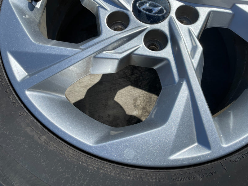 Load image into Gallery viewer, HYUNDAI TUCSON 17x7 5 SPOKE ALLOY WHEEL W/TIRE (ONLY#1) 2022-2024 # ML7-WH1331
