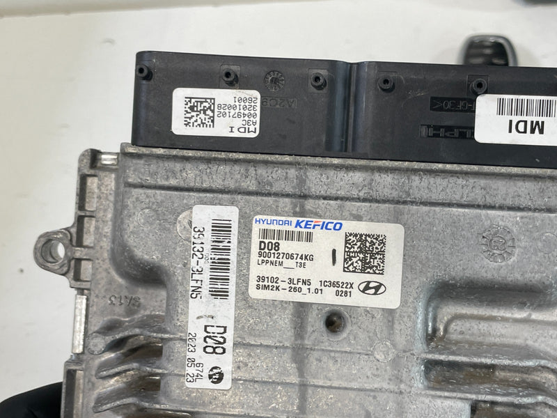 Load image into Gallery viewer, 2023 HYUNDAI PALISADE ENGINE &amp; BODY CONTROL MODULE ECM BCM W/ KEY FOB # 103332
