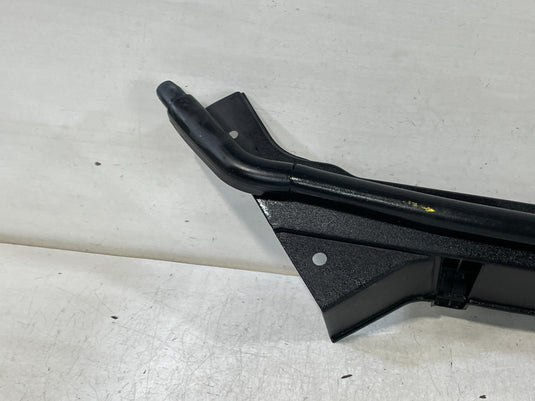 19-23 GENESIS G70 FRONT RIGHT PASSENGER SIDE HOOD BONNET SEAL STRIP COVER 100962